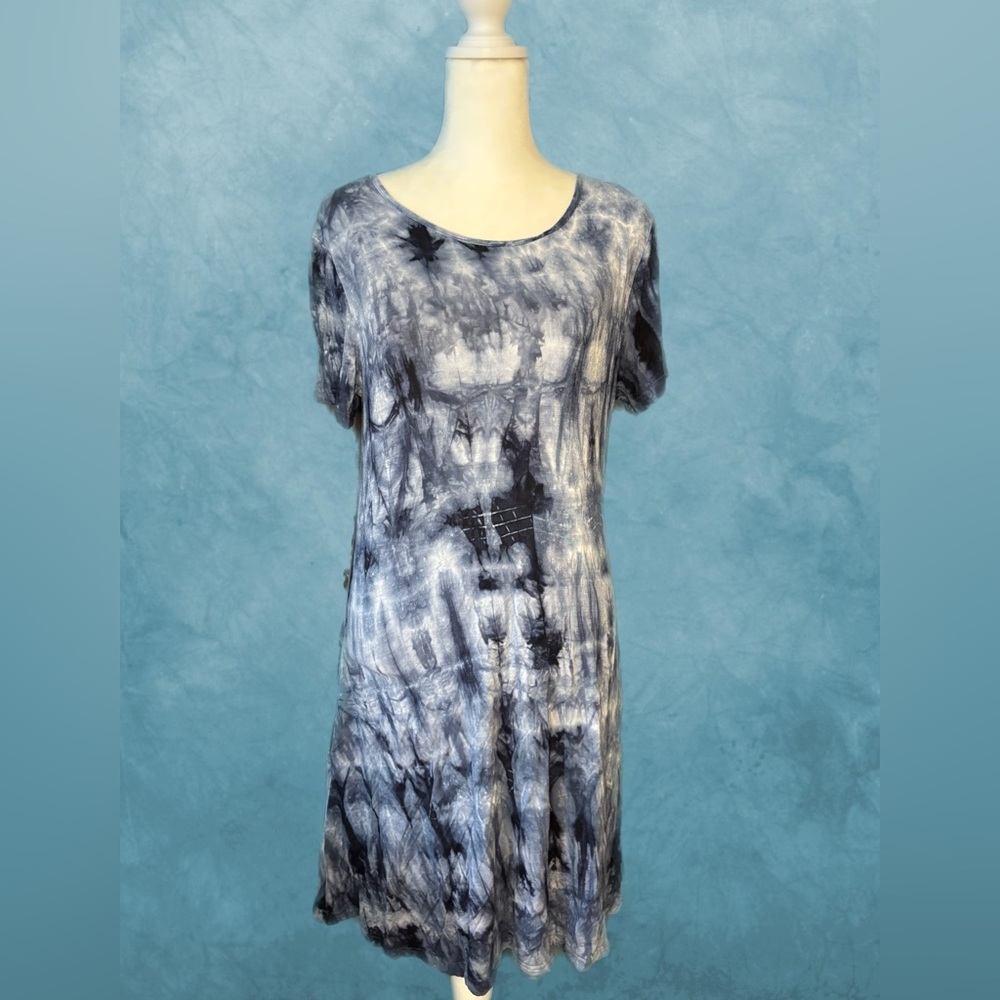VERY Comfortable Simply Southern Indigo Tye-Dye T Shirt Dress